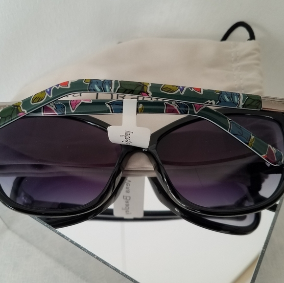 SUNGLASSES Vera Bradley - Doris Falling Flower With Dust Bag NWT - Picture 2 of 4